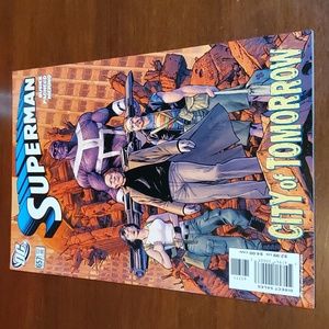 DC Comics #657 Superman City of Tomorrow 2006 #Z38